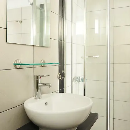 Spacious Apartment-600M From The Subway Atina Dış mekan fotoğraf