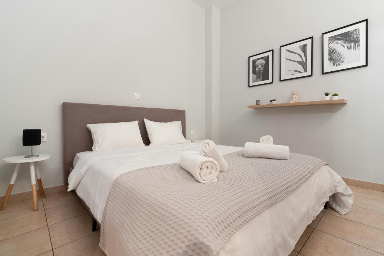 Spacious Apartment-600m From The Subway Athens